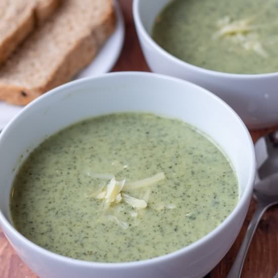 Healthy Creamy Kale Soup