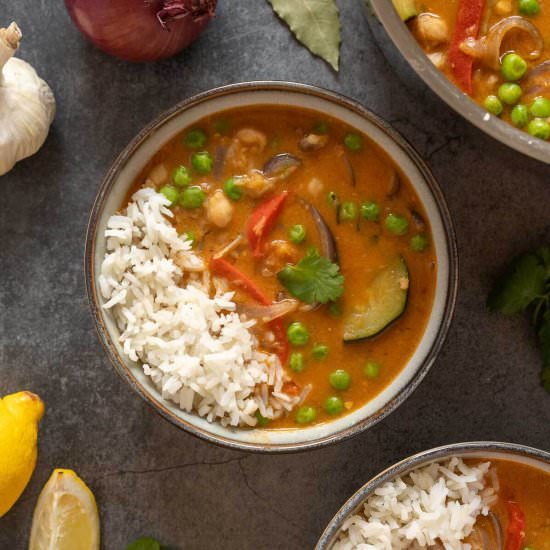 Coconut Chickpea Curry (Vegan)