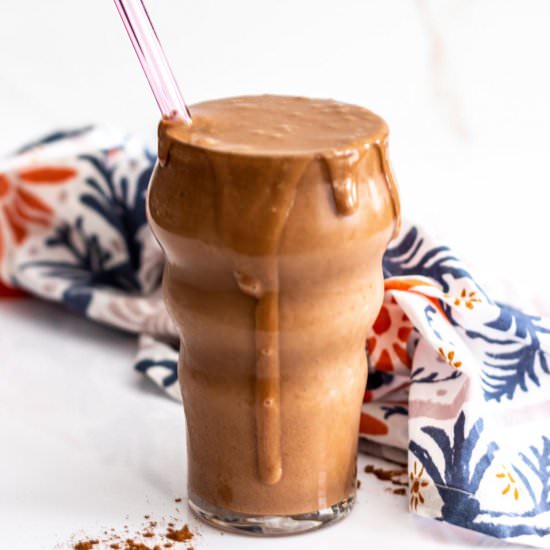 5 Ingredient Chocolate Smoothie