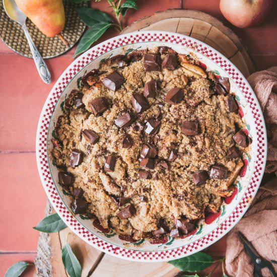 Apple and pear crumble