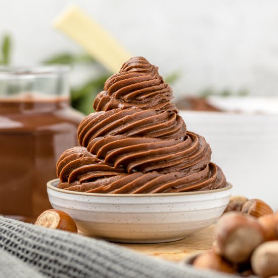 Nutella Buttercream Frosting
