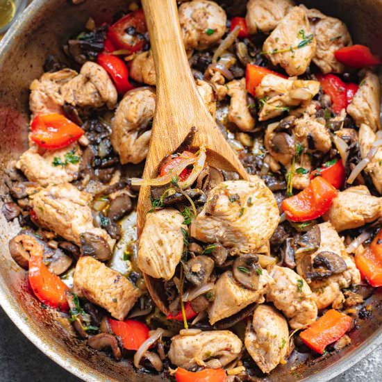 Garlic Chicken Bite Skillet