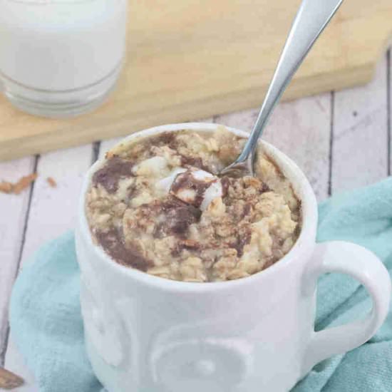 Cinnamon Roll Egg White Oatmeal