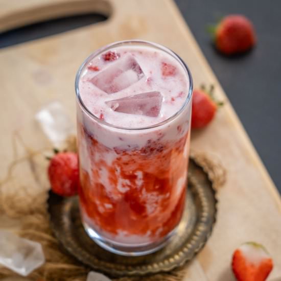 Korean Strawberry Milk