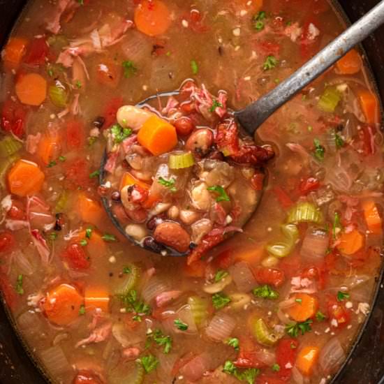 Crockpot 15 Bean Soup