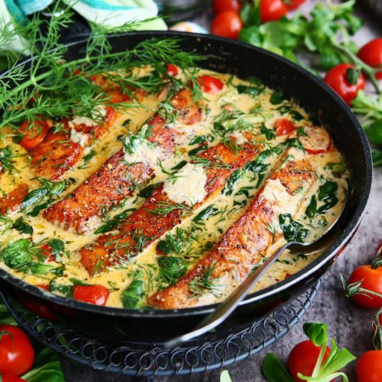 Creamy Garlic Butter Salmon with Pa
