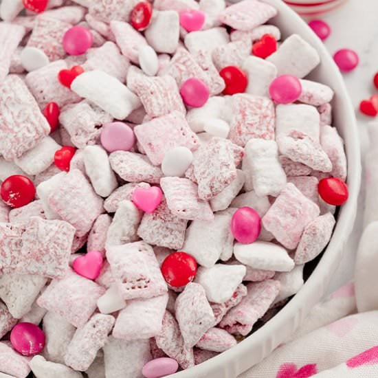 Valentine’s Muddy Buddies