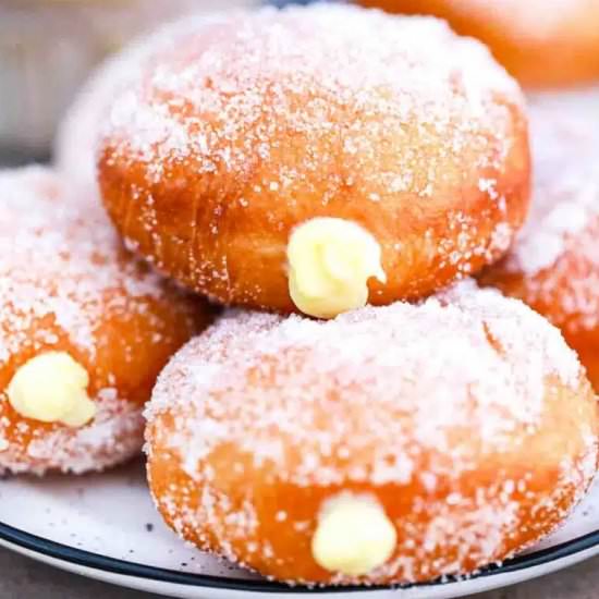 Custard Donuts