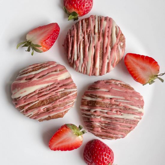 Vegan Strawberry Cookies