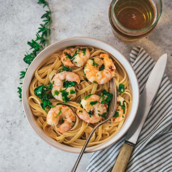 Shrimp, Garlic and Parsley Pasta