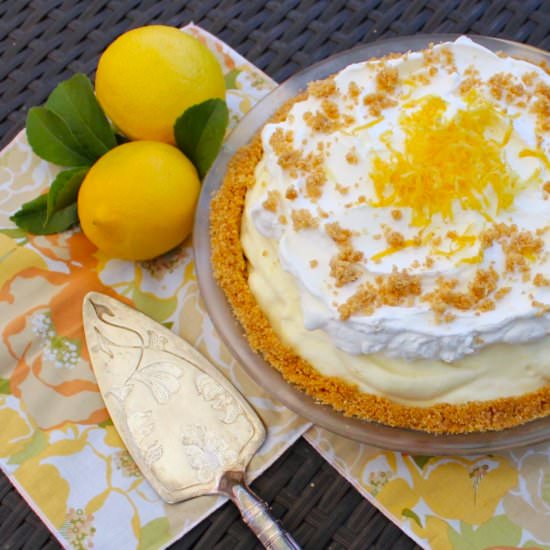 Light as Air Lemon Chiffon Pie