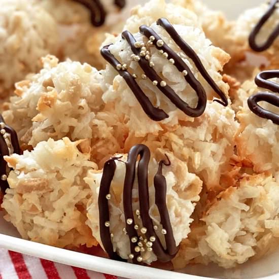 Coconut Almond Macaroons