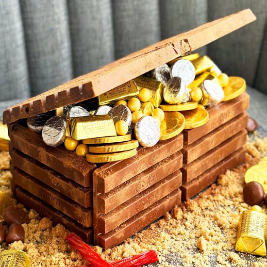 Treasure Chest Cake