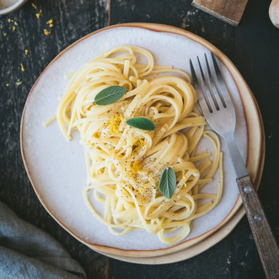 Lemon Pasta with Parmesan Cheese