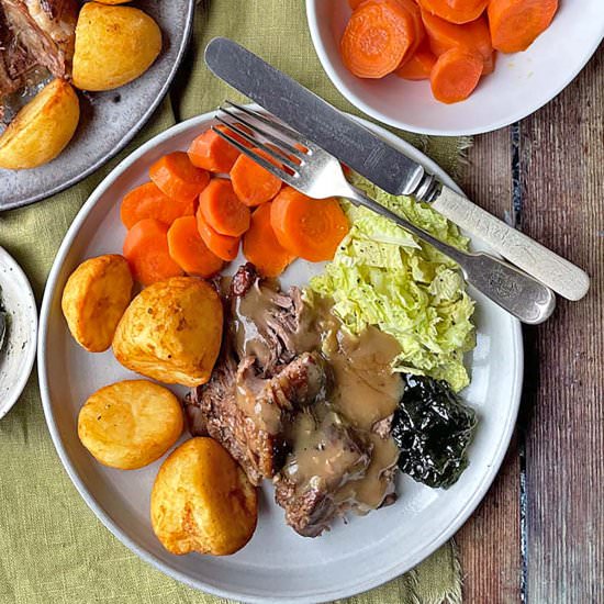 Slow Cooker Lamb with Gravy