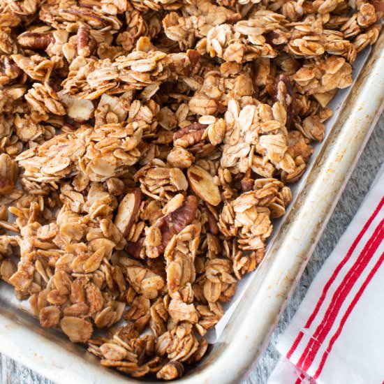 Cinnamon Crunch Granola