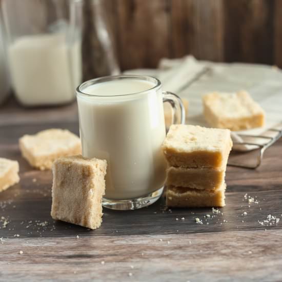 Easy Shortbread Bars