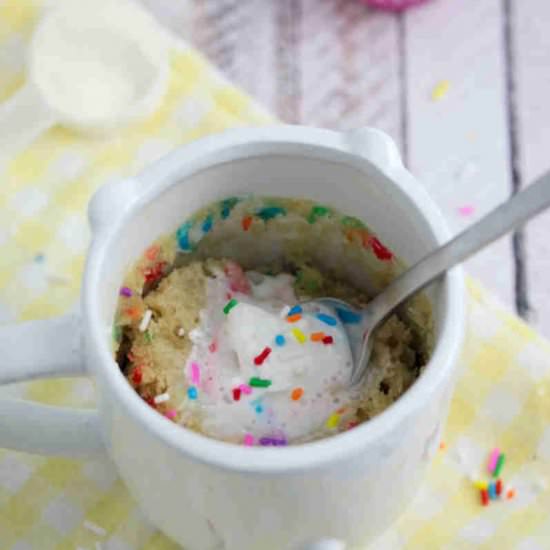 Funfetti Protein Mug Cake