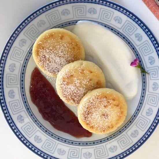 Ukrainian cheese cakes