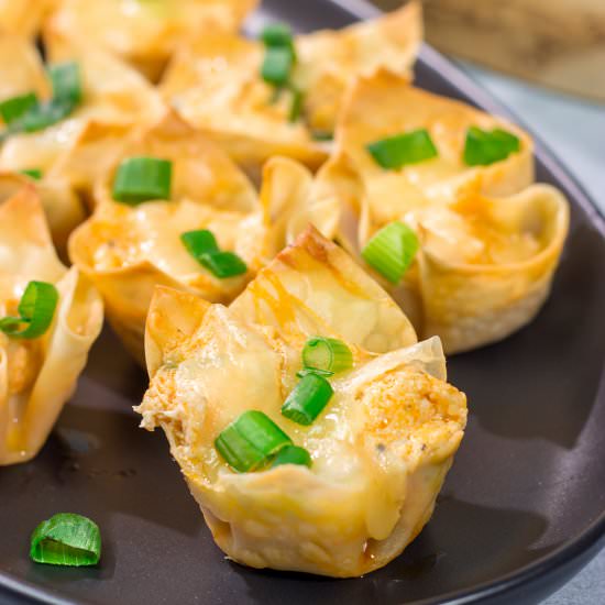 Buffalo Chicken Wonton Cups