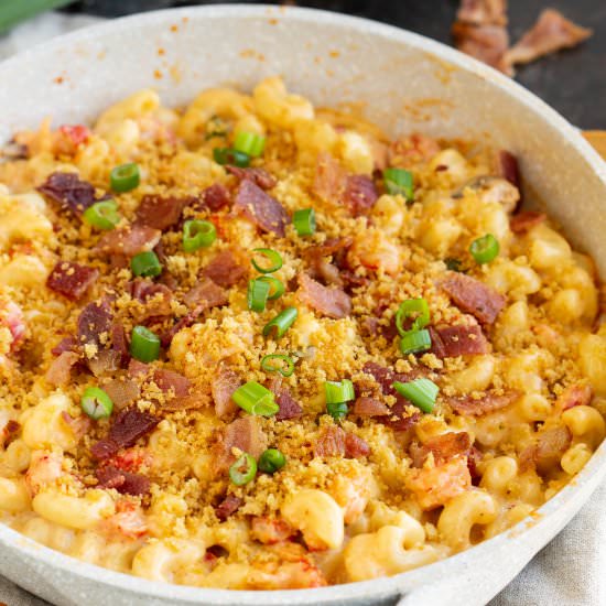 Crawfish mac n cheese