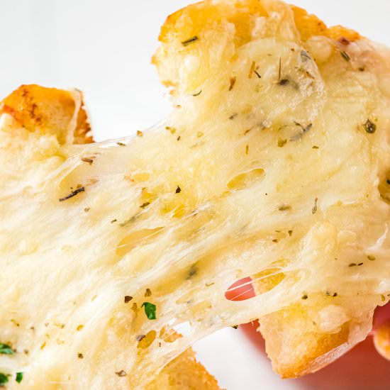 Air Fryer Cheesy Garlic Bread