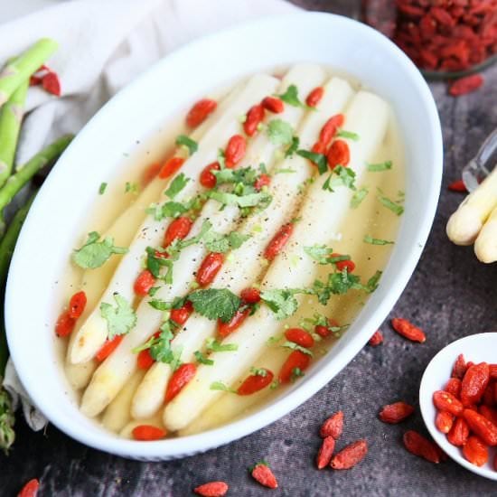 Asparagus with Goji Berries