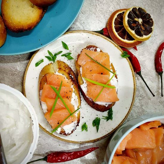 Salmon Crostini