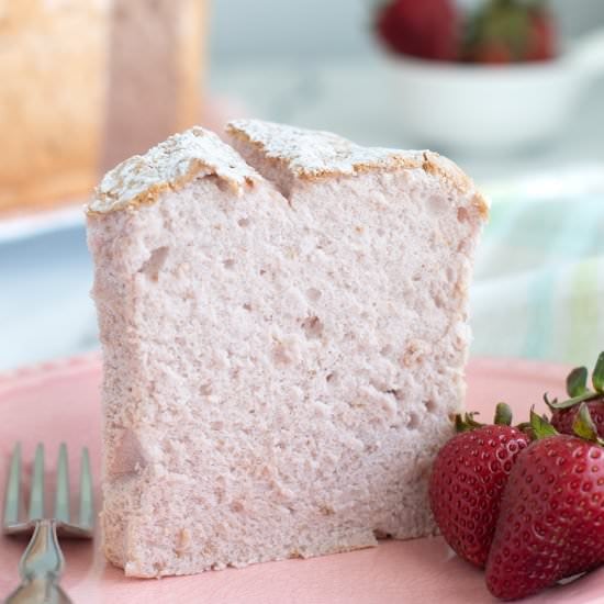 Strawberry Angel Food Cake