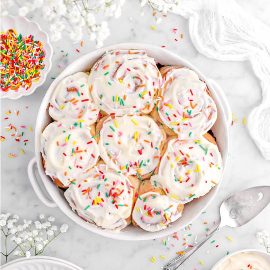 Funfetti Cinnamon Rolls