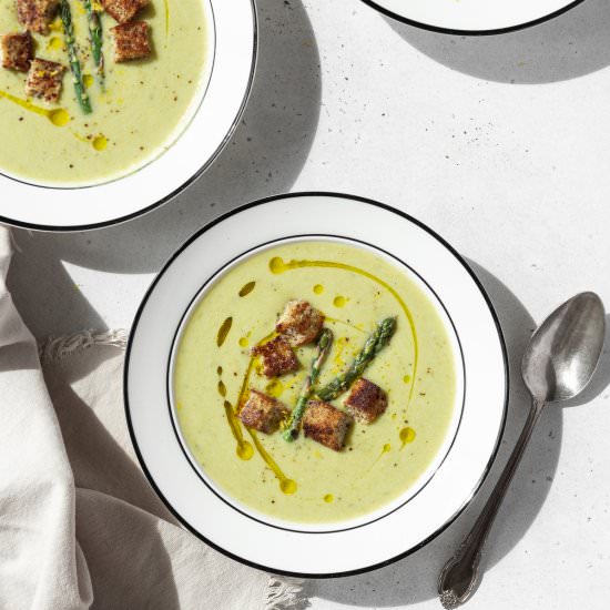 Vegan Asparagus Soup