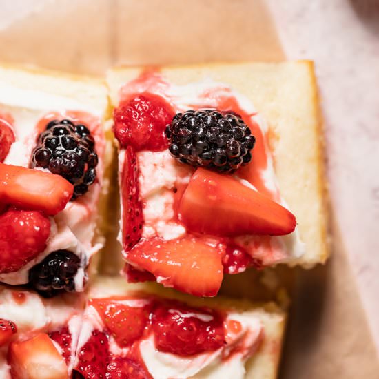 Lemon Berry Mascarpone Cake