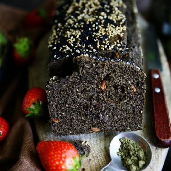 Low Carb Tahini Bread with Hemp Flo
