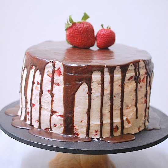 Chocolate strawberry cake