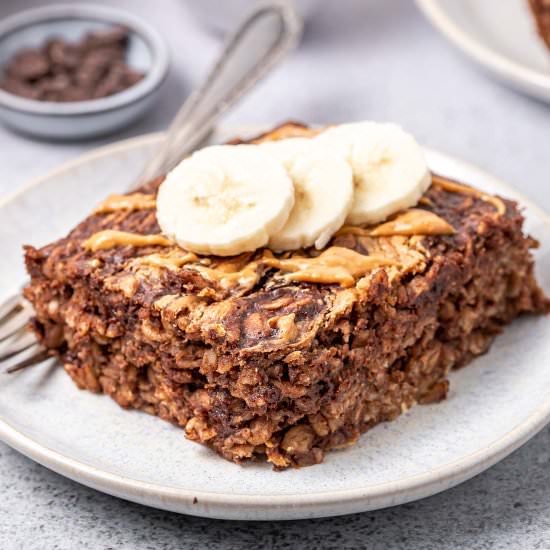 PEANUT BUTTER BROWNIE BAKED OATMEAL