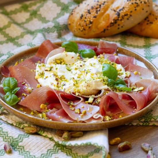 Burrata with ham