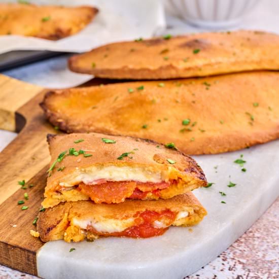 Easy Keto Calzone for Pizza Lovers