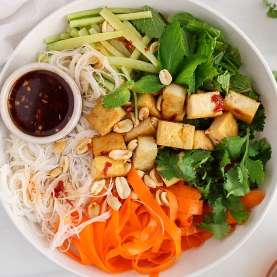 Vegan vermicelli bowl