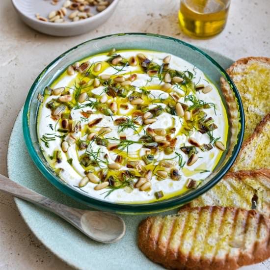 Creamy Yoghurt Feta Whip
