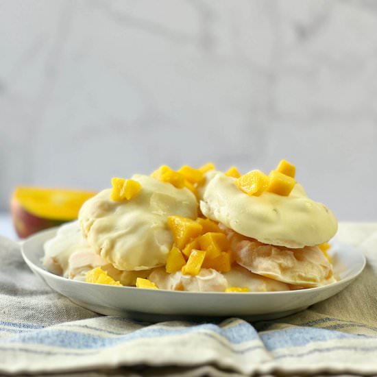 Mango yogurt bites