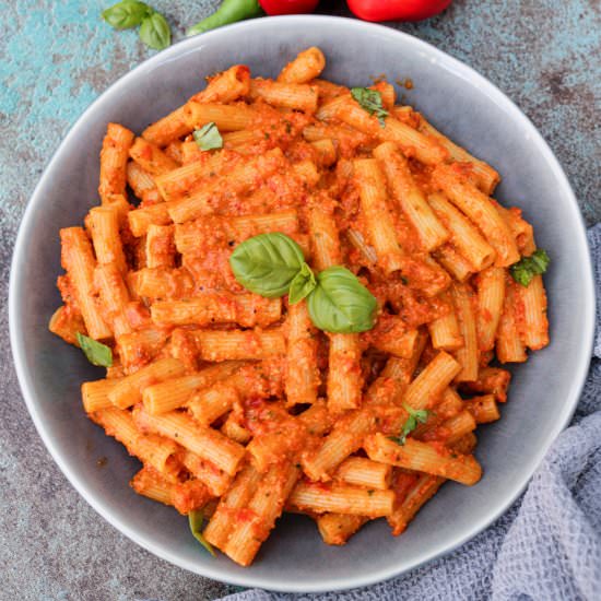 Vegan Grilled Pepper Pesto