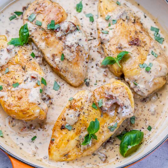 MARRY ME CHICKEN SKILLET
