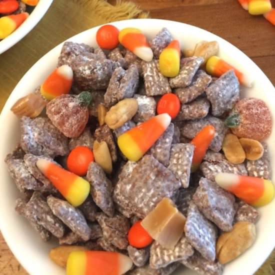 Halloween Muddy Buddies