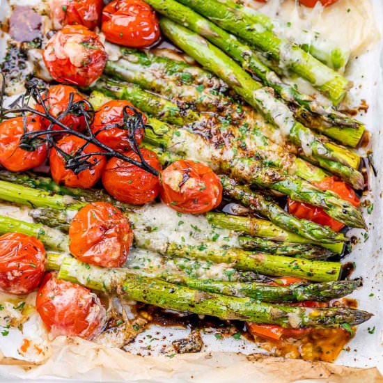 BAKED BALSAMIC ASPARAGUS