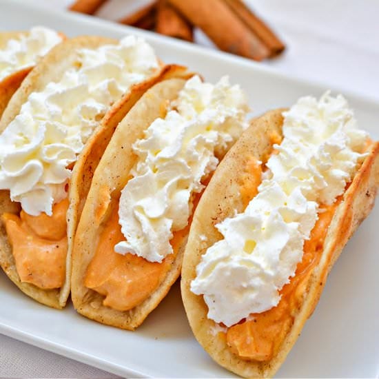 LOW CARB PUMPKIN PIE TACOS