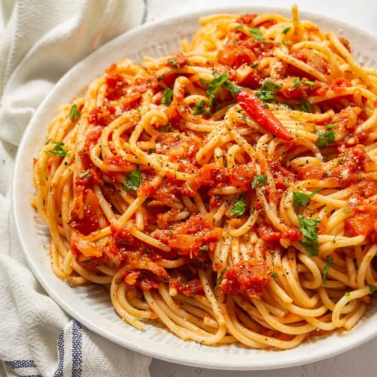 Simple Spaghetti Arrabiata