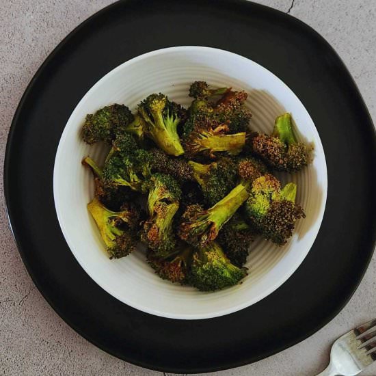 10-Minute Air Fryer Broccoli
