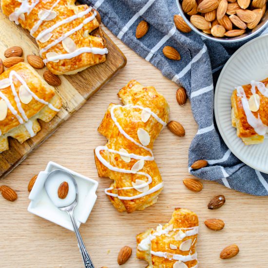 Traditional Almond Bear Claws