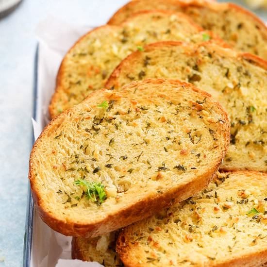Air Fryer Garlic Bread
