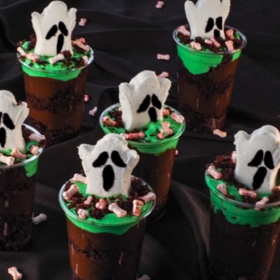 Boo! Halloween Dessert Cups